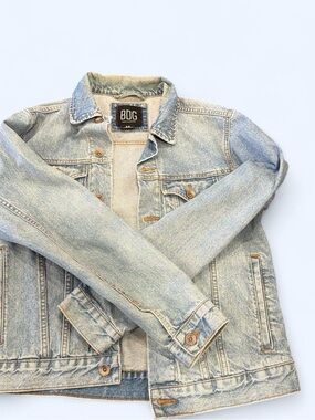 BDG Vintage Light Blue Denim Trucker Jacket